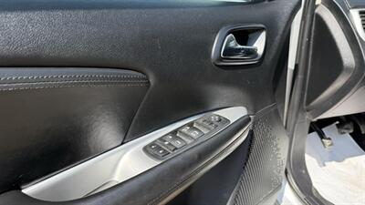 2012 Dodge Journey SXT/7PASSANGER/AWD!!!   - Photo 8 - Edmonton, AB T6V 1H4