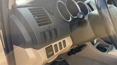 2006 Toyota Tacoma V6 V6 4dr Double Cab   - Photo 8 - Edmonton, AB T6V 1H4
