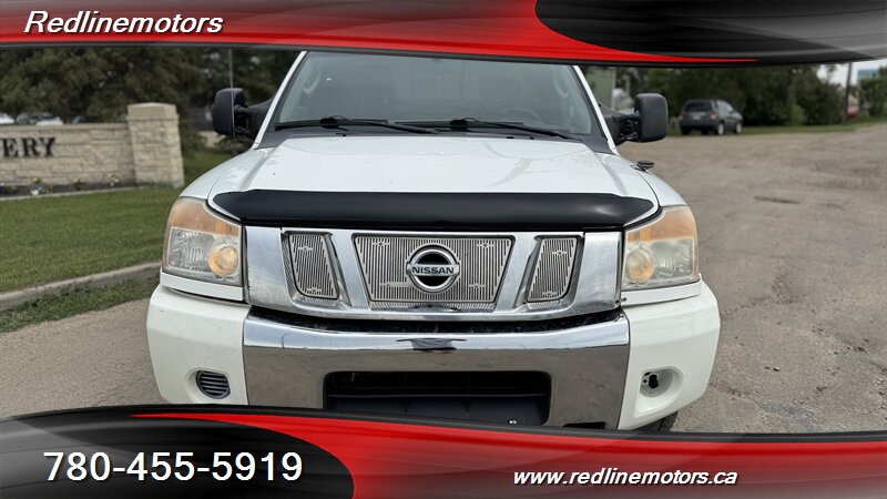 2011 Nissan Titan SV-PKG, EXTENDED CAB, 4WD!!!  