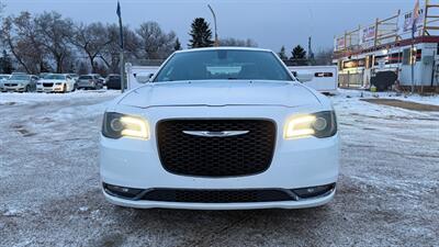 2016 Chrysler 300 Series S   - Photo 2 - Edmonton, AB T6V 1H4