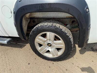 2008 GMC Sierra 1500 SLT-PKG, Z71, CREW, 4X4, LEATHER/ROOF!!!   - Photo 8 - Edmonton, AB T6V 1H4