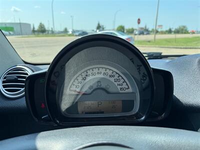 2011 Smart fortwo PURE-PKG, AUTO,  A/C,  79K, SUPER ON GAS!!!   - Photo 12 - Edmonton, AB T6V 1H4