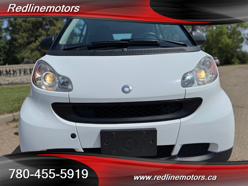 2011 Smart fortwo PURE-PKG, AUTO,  A/C,  79K, SUPER ON GAS!!!  