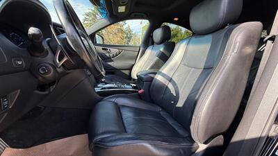 2015 INFINITI QX70 PREMIUM-PKG, AWD, LEATHER, DVD/NAVI!!!   - Photo 10 - Edmonton, AB T6V 1H4