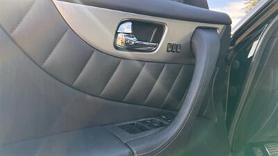 2015 INFINITI QX70 PREMIUM-PKG, AWD, LEATHER, DVD/NAVI!!!   - Photo 7 - Edmonton, AB T6V 1H4