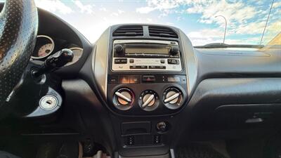 2005 Toyota RAV4   - Photo 11 - Edmonton, AB T6V 1H4