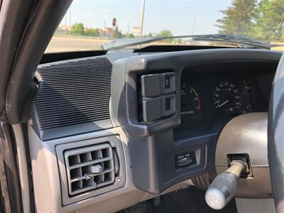 1988 Ford Mustang LX   - Photo 11 - Edmonton, AB T6V 1H4