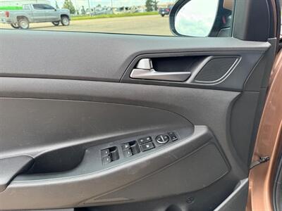 2016 Hyundai TUCSON Premium-PKG, Auto, AWD, 2 keys/Remote start   - Photo 9 - Edmonton, AB T6V 1H4