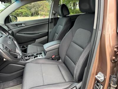 2016 Hyundai TUCSON Premium-PKG, Auto, AWD, 2 keys/Remote start   - Photo 11 - Edmonton, AB T6V 1H4