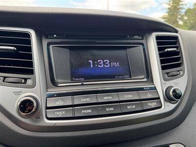 2016 Hyundai TUCSON Premium-PKG, Auto, AWD, 2 keys/Remote start   - Photo 16 - Edmonton, AB T6V 1H4