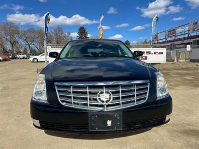 2011 Cadillac DTS Coachbuilder Limo   - Photo 2 - Edmonton, AB T6V 1H4