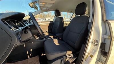 2018 Volkswagen Golf SportWagen TSI S 4Motion   - Photo 7 - Edmonton, AB T6V 1H4