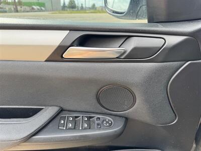 2011 BMW X3 xDrive28i  Premium-PKG, AUTO, AWD, LEATHER, ROOF, NO ACCIDENTS - Photo 12 - Edmonton, AB T6V 1H4