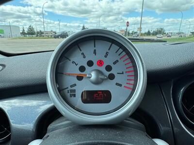 2006 MINI Cooper BASE-PKG, AUTO, LEATHER, 176K!   - Photo 17 - Edmonton, AB T6V 1H4