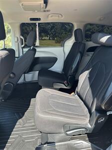 2017 Chrysler Pacifica LX   - Photo 9 - Edmonton, AB T6V 1H4