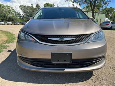 2017 Chrysler Pacifica LX   - Photo 2 - Edmonton, AB T6V 1H4