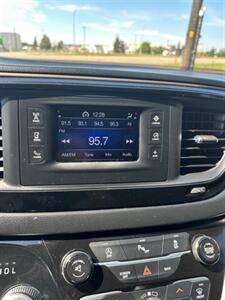 2017 Chrysler Pacifica LX   - Photo 17 - Edmonton, AB T6V 1H4