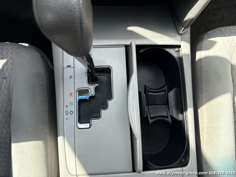 2011 Toyota Camry - Photo 18 - Seekonk, MA 02771