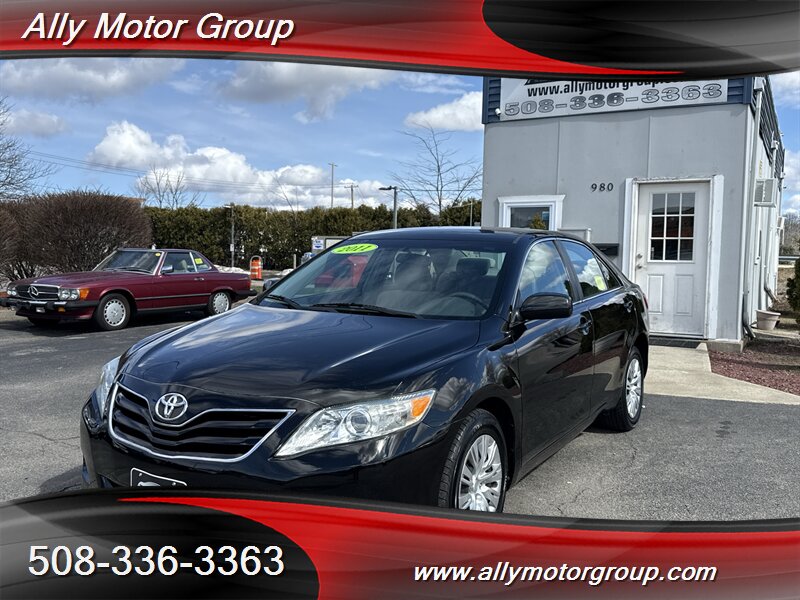 2011 Toyota Camry   - Photo 1 - Seekonk, MA 02771