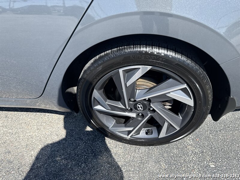 2024 Hyundai ELANTRA Hybrid Limited - Photo 10 - Seekonk, MA 02771