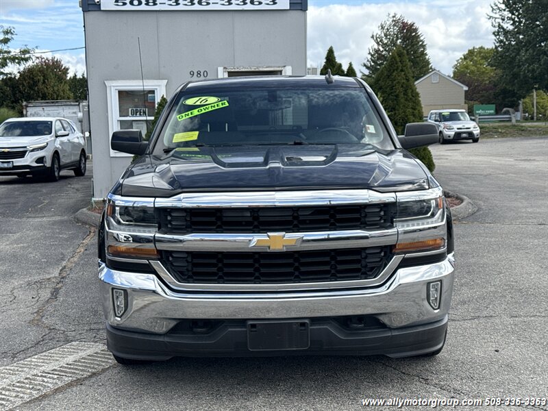 2016 Chevrolet Silverado 1500 LT - Photo 2 - Seekonk, MA 02771