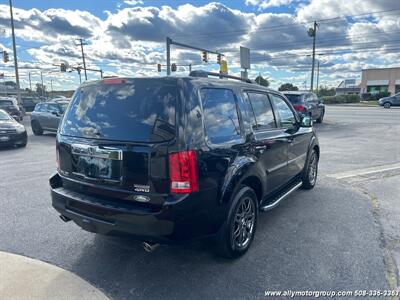 2015 Honda Pilot Touring   - Photo 6 - Seekonk, MA 02771