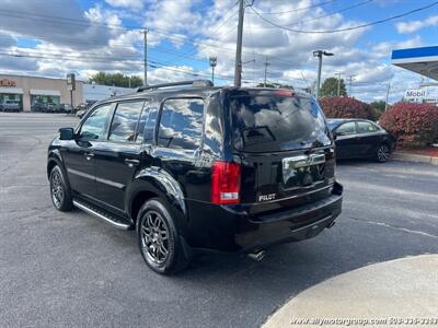 2015 Honda Pilot Touring   - Photo 4 - Seekonk, MA 02771