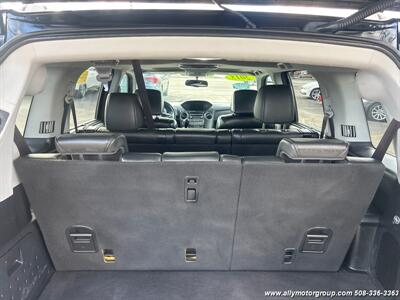 2015 Honda Pilot Touring   - Photo 24 - Seekonk, MA 02771