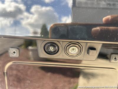 2017 Cadillac Escalade Premium Luxury - Photo 5 - Seekonk, MA 02771