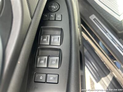 2017 Cadillac Escalade Premium Luxury - Photo 33 - Seekonk, MA 02771