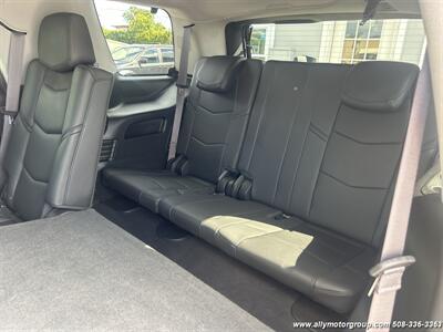 2017 Cadillac Escalade Premium Luxury - Photo 26 - Seekonk, MA 02771