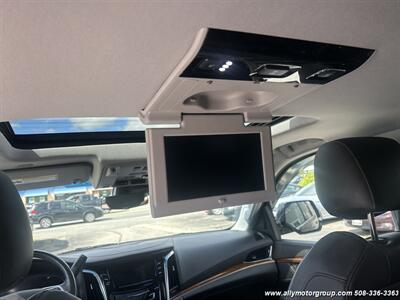 2017 Cadillac Escalade Premium Luxury - Photo 17 - Seekonk, MA 02771