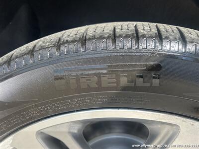 2017 Cadillac Escalade Premium Luxury - Photo 11 - Seekonk, MA 02771