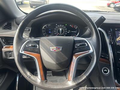 2017 Cadillac Escalade Premium Luxury - Photo 22 - Seekonk, MA 02771