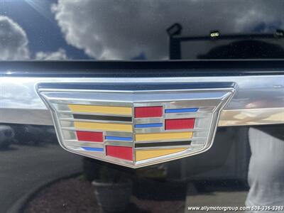 2017 Cadillac Escalade Premium Luxury - Photo 10 - Seekonk, MA 02771