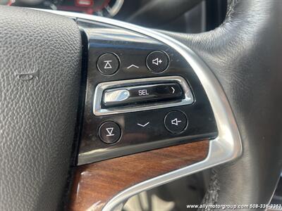 2017 Cadillac Escalade Premium Luxury - Photo 14 - Seekonk, MA 02771