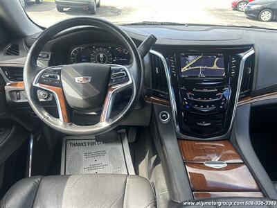 2017 Cadillac Escalade Premium Luxury - Photo 23 - Seekonk, MA 02771