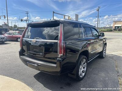2017 Cadillac Escalade Premium Luxury - Photo 8 - Seekonk, MA 02771