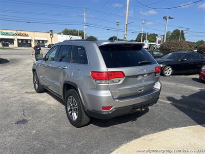 2017 Jeep Grand Cherokee Limited   - Photo 4 - Seekonk, MA 02771