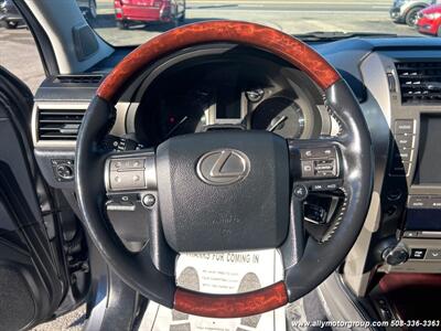 2018 Lexus GX Luxury   - Photo 16 - Seekonk, MA 02771