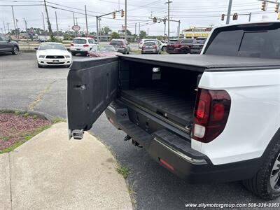 2020 Honda Ridgeline RTL   - Photo 16 - Seekonk, MA 02771