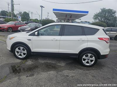 2015 Ford Escape SE   - Photo 4 - Seekonk, MA 02771