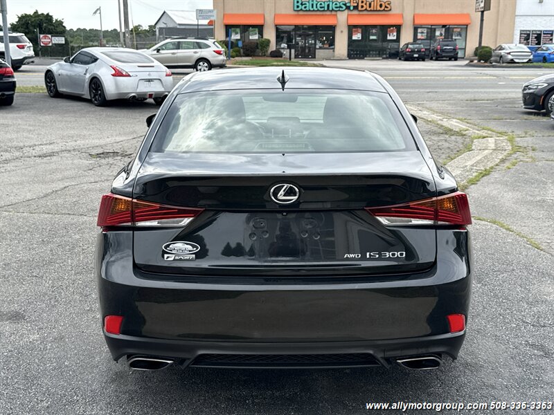 2017 Lexus IS 300 - Photo 6 - Seekonk, MA 02771