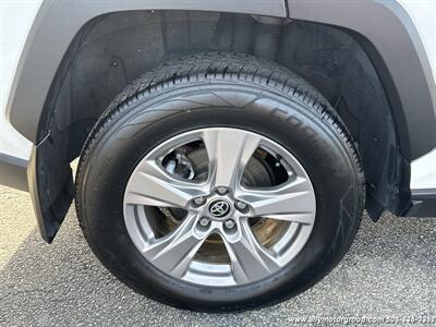 2022 Toyota RAV4 Hybrid LE - Photo 11 - Seekonk, MA 02771