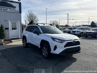 2022 Toyota RAV4 Hybrid LE - Photo 3 - Seekonk, MA 02771