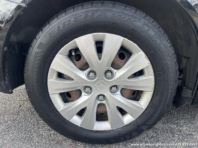 2012 Honda Civic LX   - Photo 10 - Seekonk, MA 02771