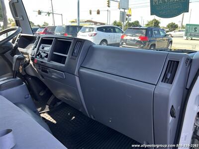 2014 Isuzu Med Duty NPR CREW CHASSIS   - Photo 10 - Seekonk, MA 02771