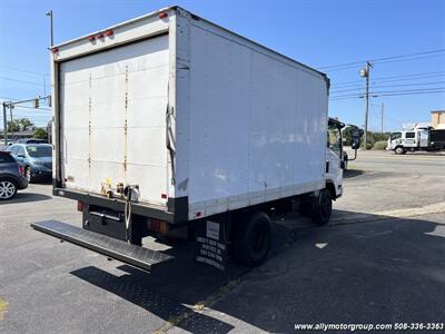 2014 Isuzu Med Duty NPR CREW CHASSIS   - Photo 4 - Seekonk, MA 02771