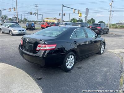 2010 Toyota Camry LE   - Photo 6 - Seekonk, MA 02771