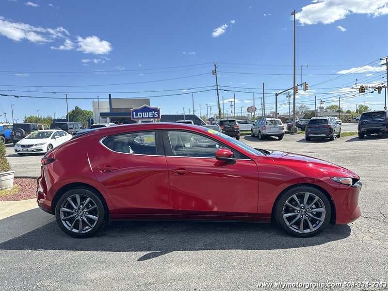 2019 Mazda Mazda3 Hatchback Preferred - Photo 4 - Seekonk, MA 02771